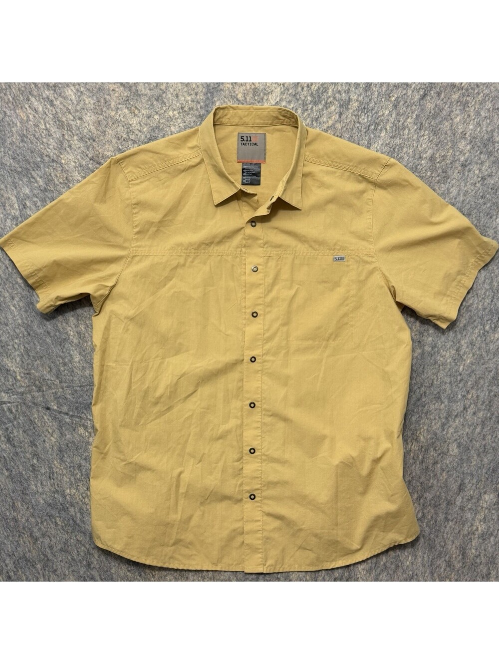 5.11 Tactical Wyatt Shirt Mens M Tan Khaki Short Sleeve Snap Button 71203